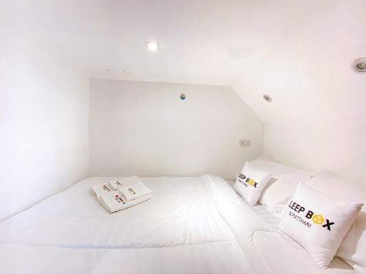 ตัดใจขายด่วนกิจการ Sleepbox Hostel Suratthani พร้อมอาคารพานิชย์ ใจกลางเมืองสุราษร์ธานี
